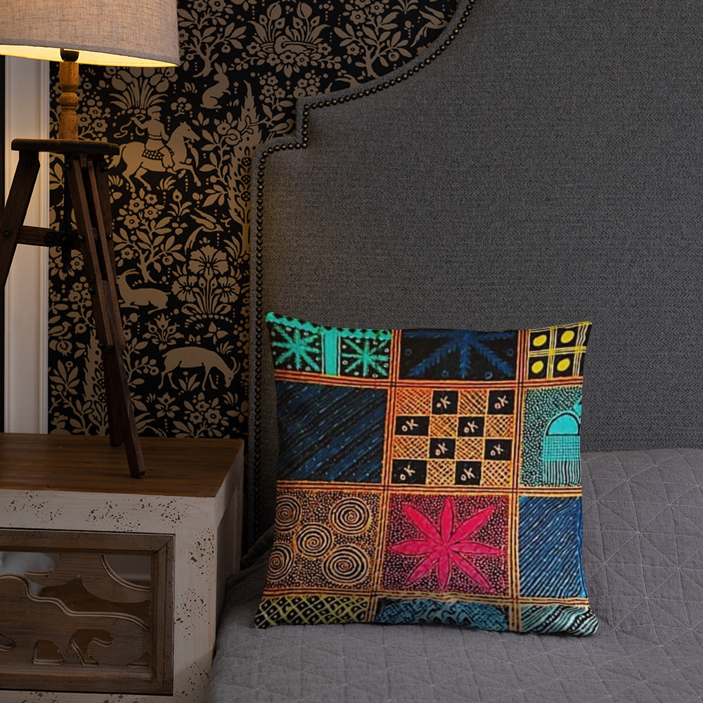 Ìfé Pillow