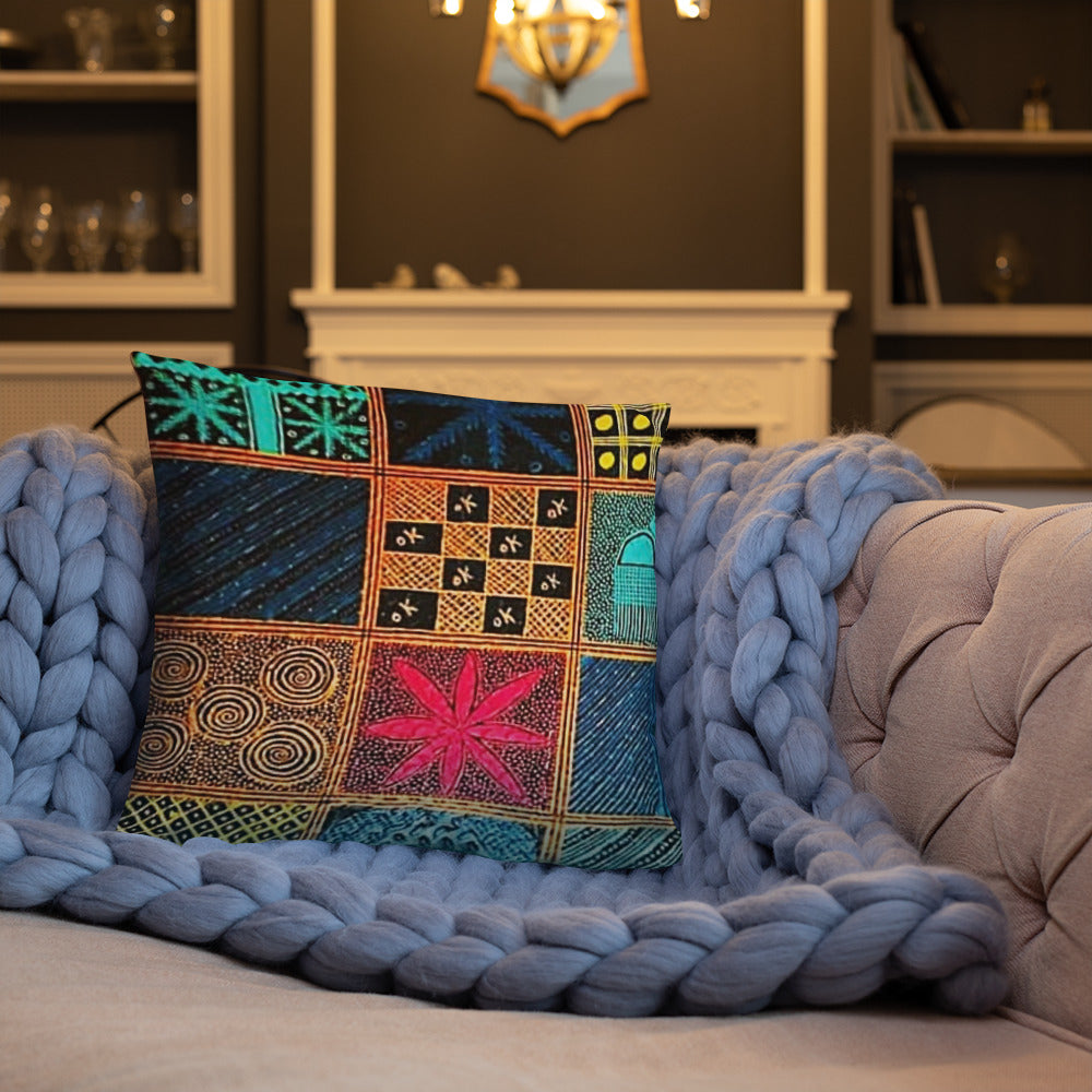 Ìfé Pillow