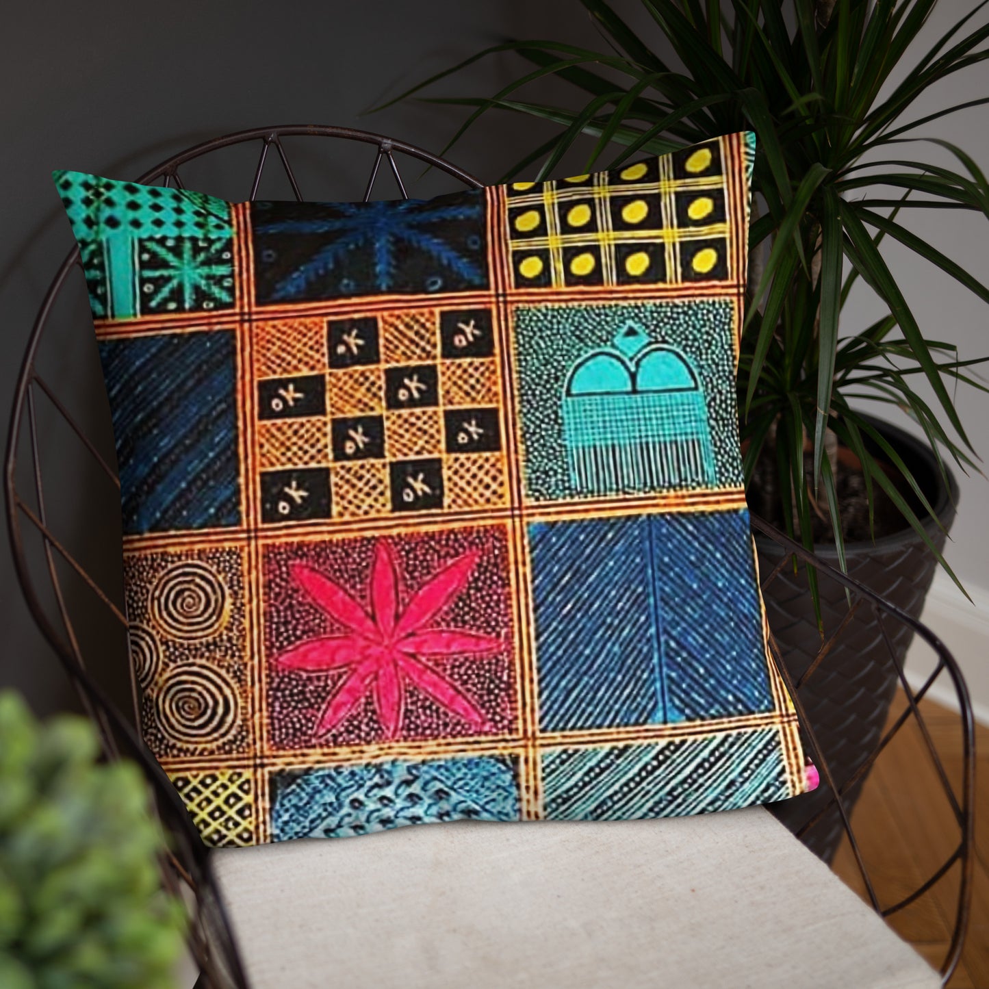 Ìfé Pillow