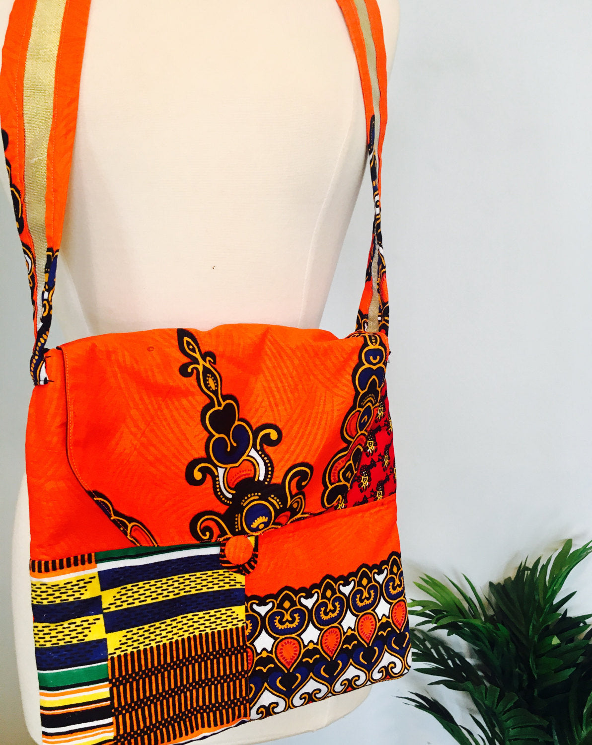 Adrinka Strap bag- patches