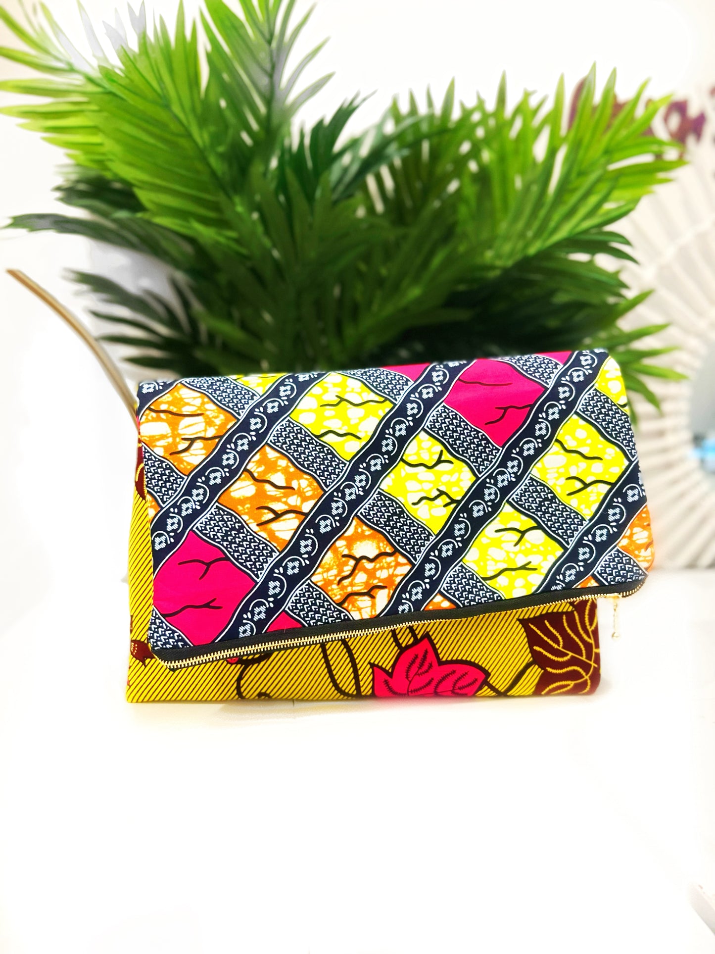Dawn Clutch
