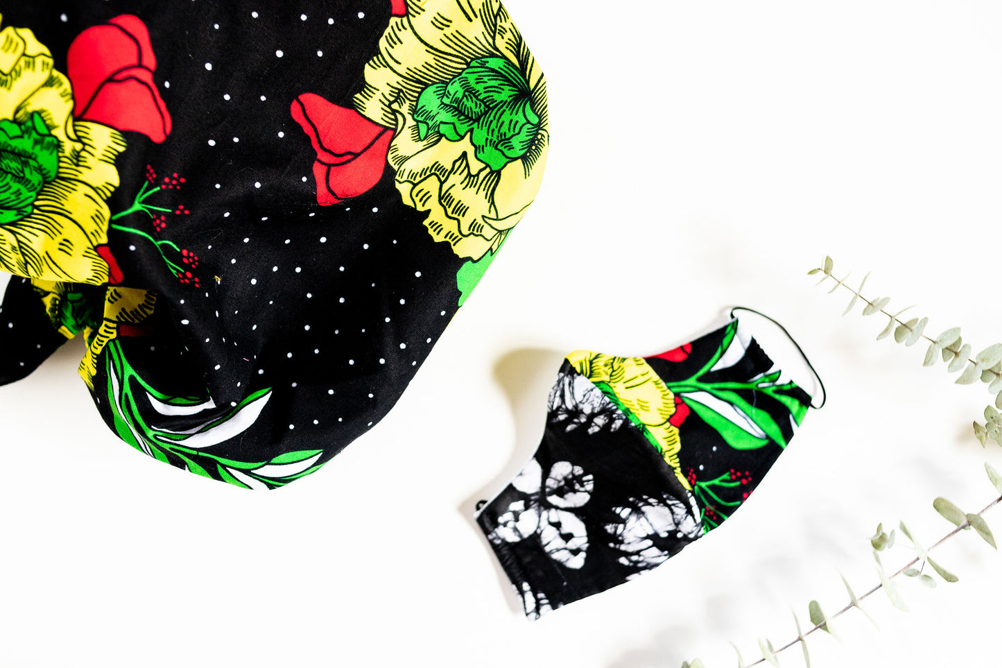 Mom & mini Bonnet -Batik