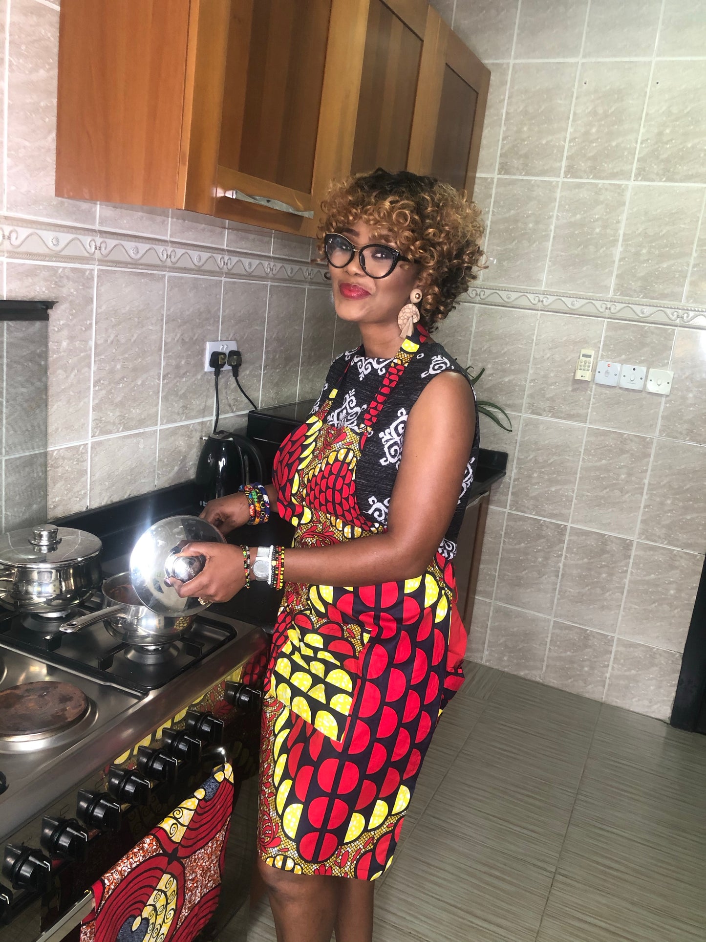 Viola red Ankara apron, 100% Cotton, Ankara Apron
