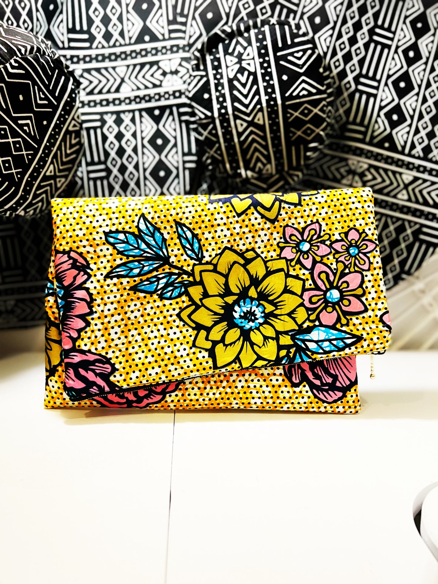 Dawn Clutch