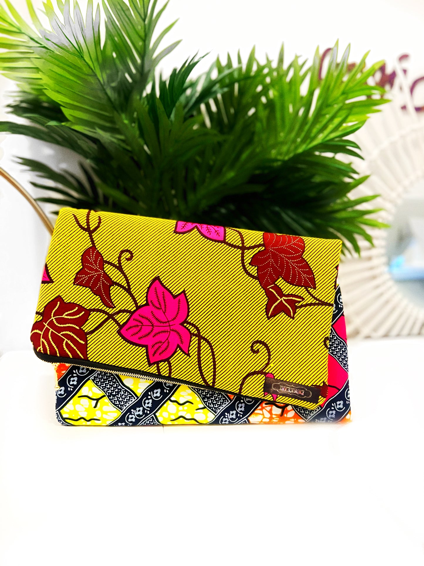 Dawn Clutch