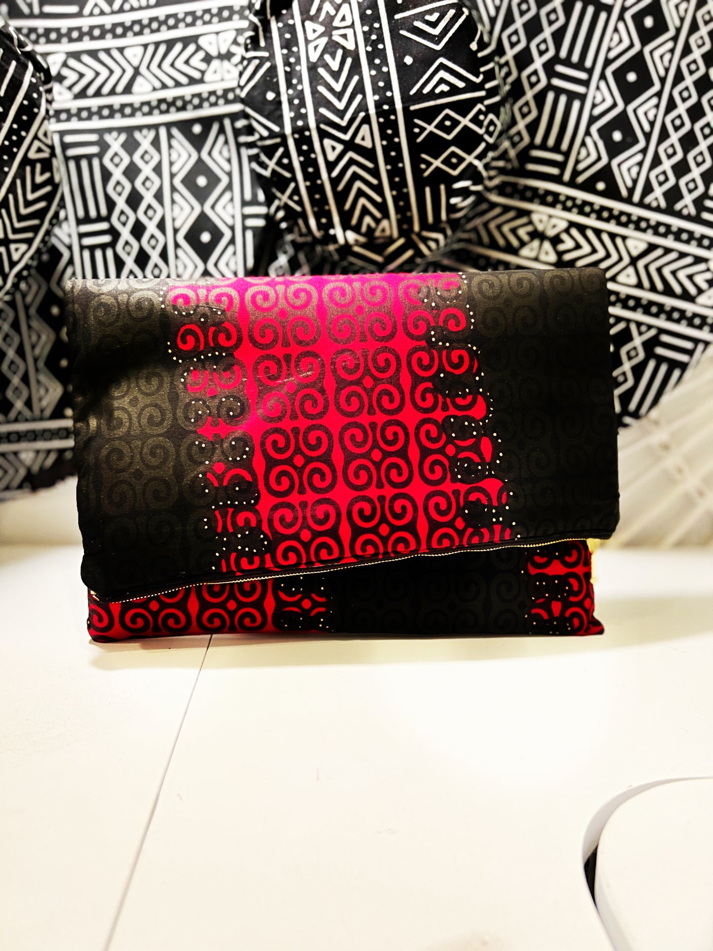Dawn Clutch