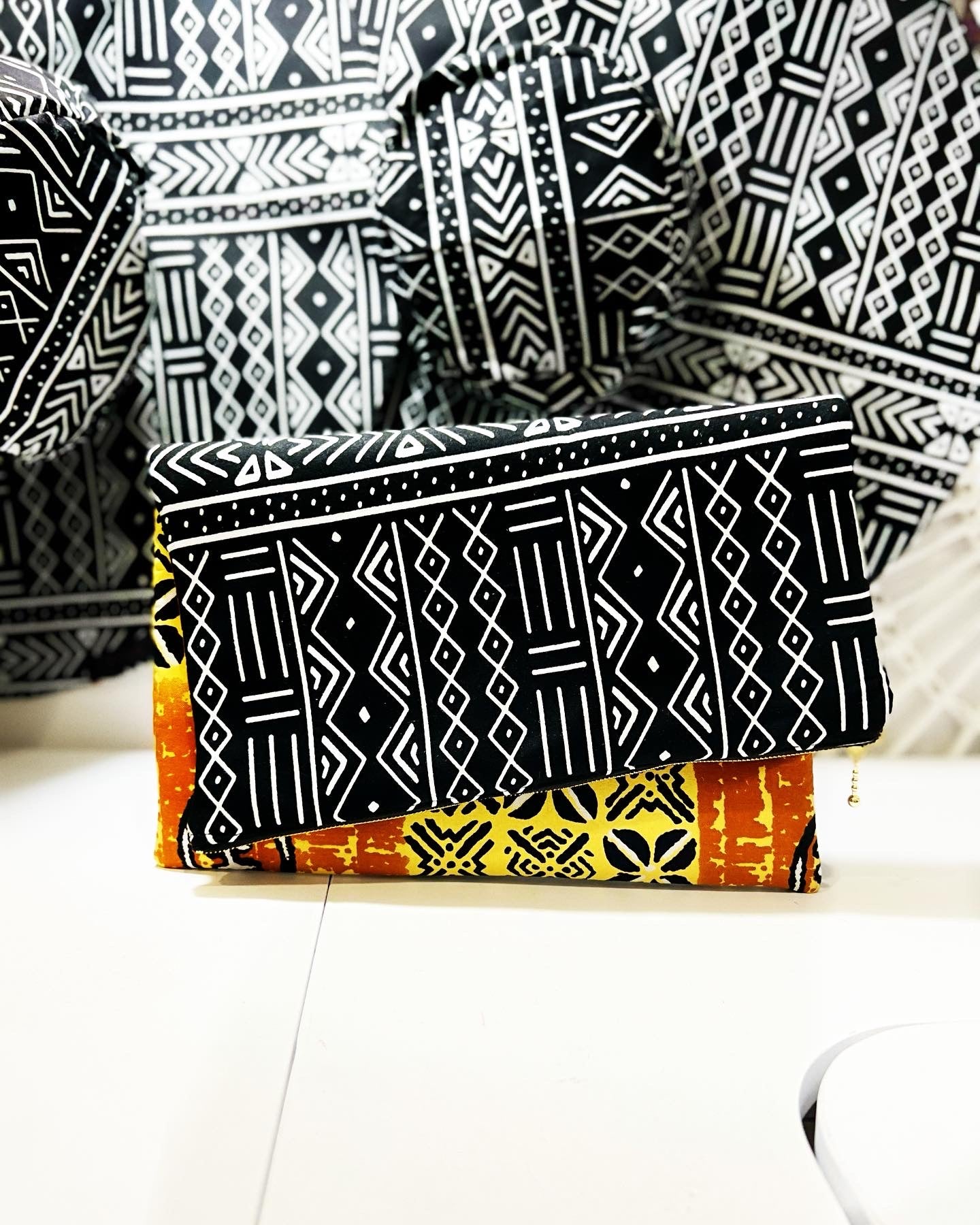 Dawn Clutch